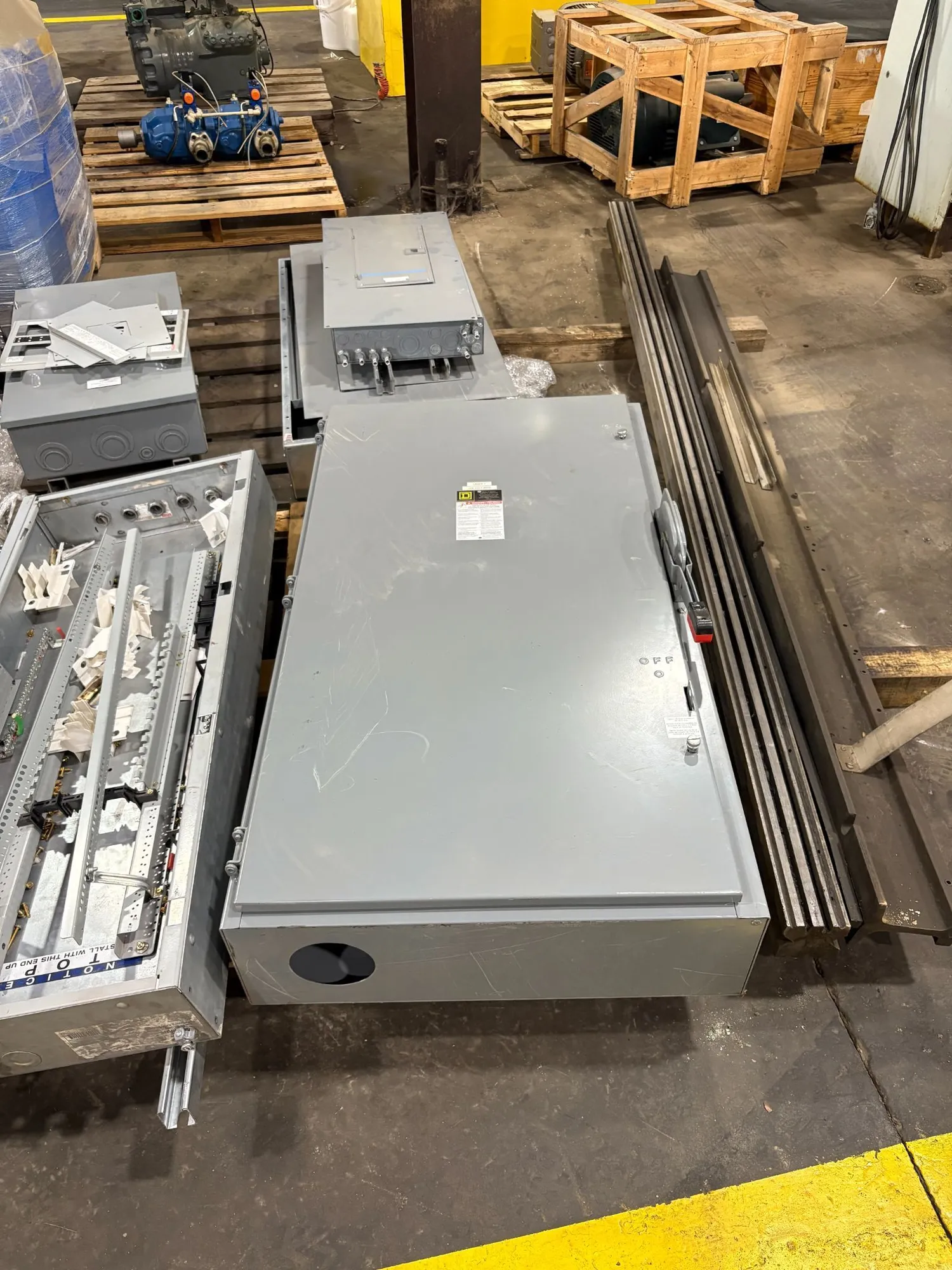Used SQUARE D H325N Relays & Switches South Carolina US | ESS Industrial Equipment Sales #1228689