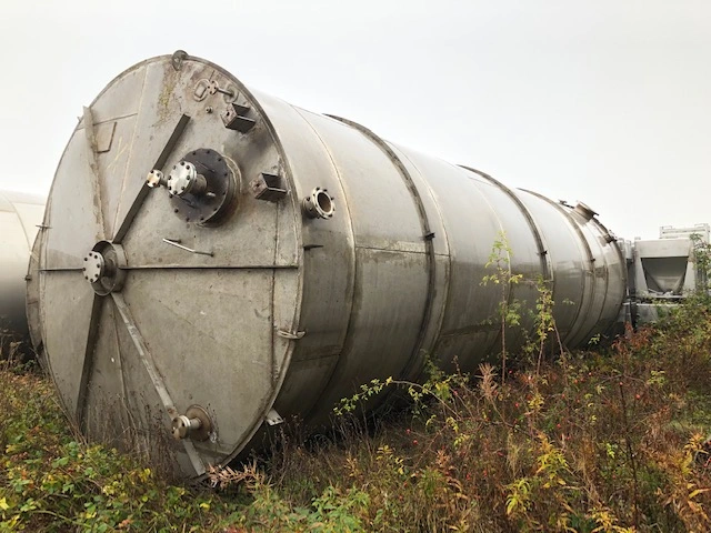 Used _UNKNOWN_ 150,000 LITRE Stainless Steel Tanks GB | Perry Equipment #120947