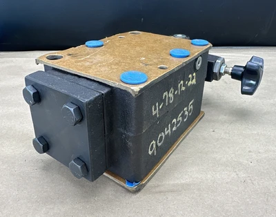 NEW Vickers 626629
