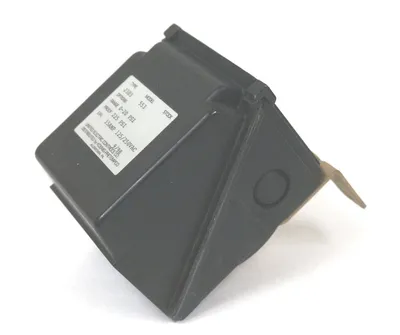 NEW UNITED ELECTRIC J303-553 PRESSURE SWITCH 0-20PSI, 15A, 125/250VAC