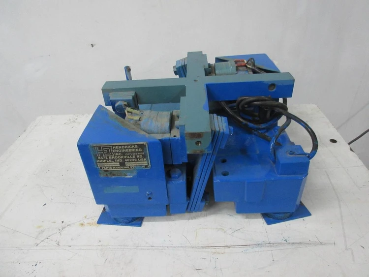 Used HENDRICKS ENGINEERING _UNKNOWN_ Vibratory Bowl Feeder Texas US | OCO Industrial #1715600