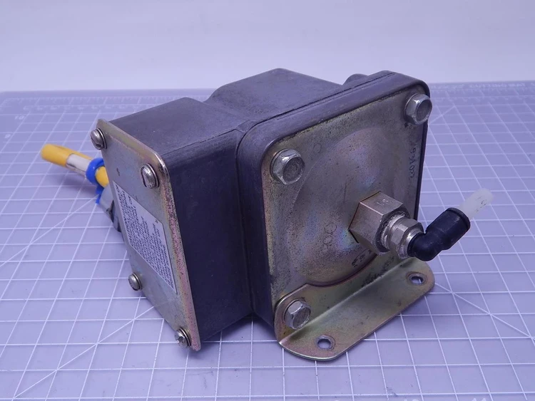 Used IMO _UNKNOWN_ Pressure Switches | OCO Industrial #1673318