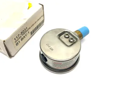 USED PIC GAUGES LIQUID FILLED PRESSURE GAUGE 2" 0-60PSI 1/4" BOTTOM PORT