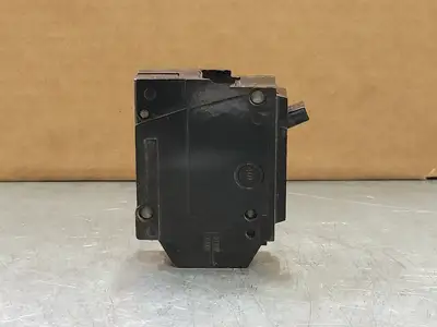 30 Amp 1 Pole Circuit Breaker