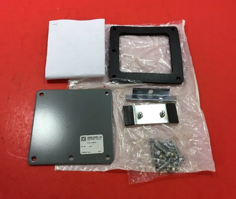 NEW SQUARE D LJB490C / LJB4CP 4" X 4" WIREWAY KIT AND HARDWARE. 4C