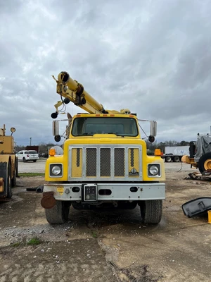 2001 International 2554 6x4 Vactor Vacuum Truck 275HP, 82k Mi