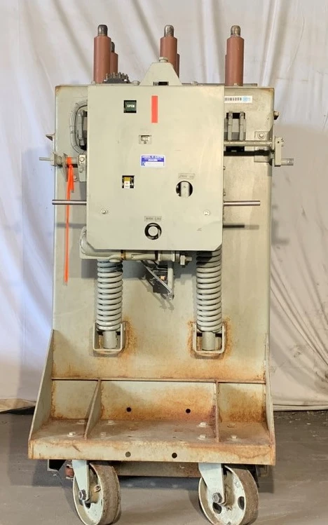 Used _UNKNOWN_ AM-13.8-1000-3H Circuit Breakers Alabama US | Transamerican Equipment Company #702587