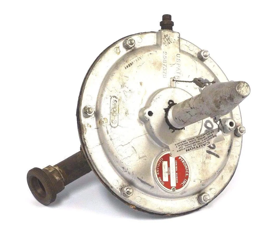 PYRONICS INC. 6BZR-3000 BALANCED REGULATOR 6BZR3000