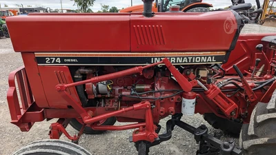 USED 1982 INTERNATIONAL 274