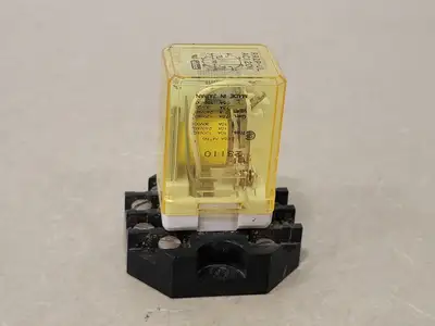 NEW IDEC RR2P-U