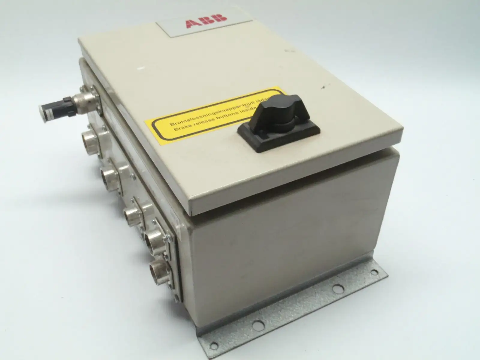 Used ABB ENCLOSRUE Electrical Boxes | Maverick Industrial Sales #1120006