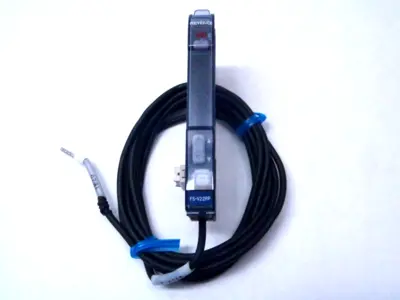 FS-V22RP | Keyence  Fiber Optic Amplifier - Used