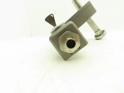 Fortress Interlocks THESNSMQ3 Machine Guard Switch Locking 24V