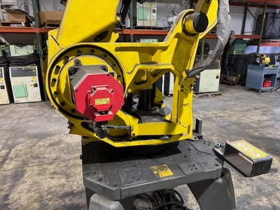 FANUC M410IB/160 4 Axis Robots | K.B. Industries LLC (3)