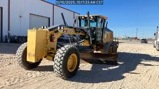USED 2019 Deere 872GP