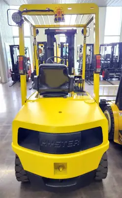 Used 2005 Hyster H55XM Internal Combustion Forklifts: Pneumatic Tire New York US | United Lift #1446645