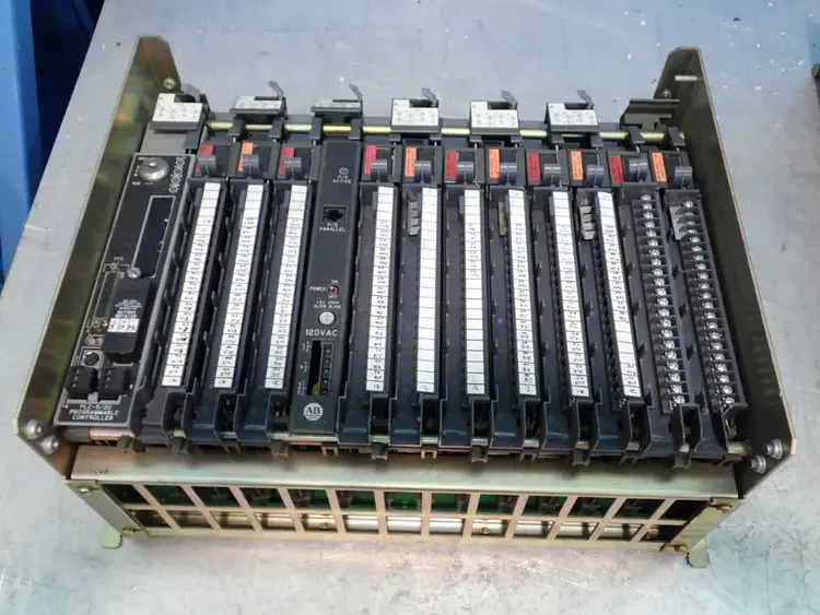 Used ALLENBRADLEY 1771A3B PLC Chassis Ohio US | HGR 24 #912937