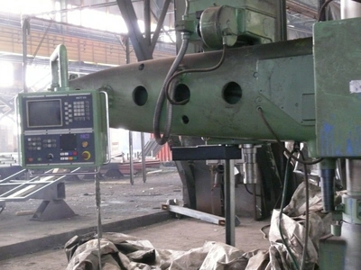 CSEPEL CNC Travelling Column Radial Drilling Boring and Tapping Machine, in very good used condition, only 100 work hrs, POA