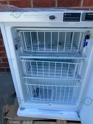New | in-Stock ABS PH-ABT-HC-UCFS-0520 PHARMACY UNDERCOUNTER FREEZER 4 CU. FT., -20C Undercounter Freezers California US | Equipment Lab #1302422