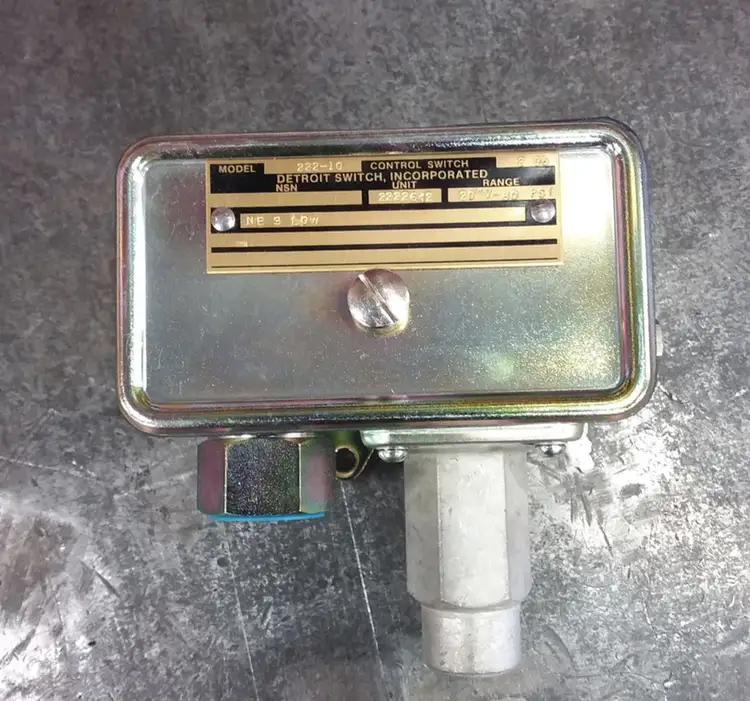 New | in-Stock DETROIT 222-10 Switchgears British Columbia CA | Lenmark #244474