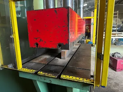 MAE 150 Tonne Hydraulic Press Press Brakes | Charter Auctions (11)