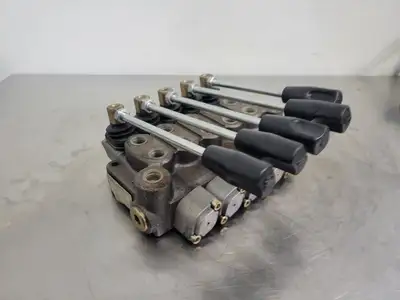 NEW SALAMI VDM05-DDDDD-U1S