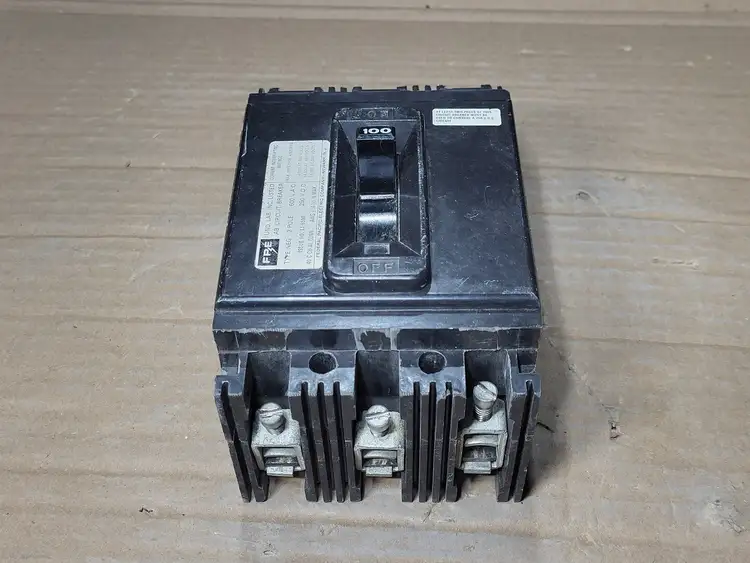Used FEDERAL PACIFIC NEG Switchgears British Columbia CA | Lenmark #409171