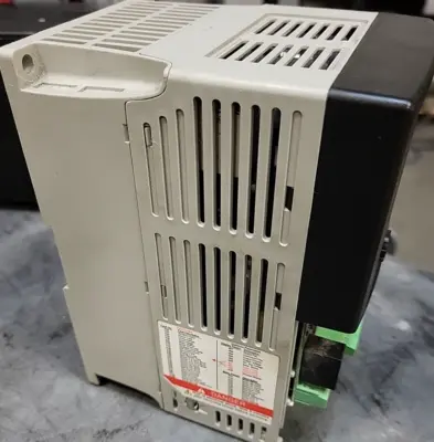 Allen Bradley 22B-D2P3N104 SERIES A PowerFlex 40 AC Drive (BIN 4 .5. 5)
