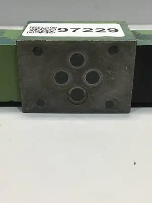 USED REXROTH 4WE6H51AG24NZ4