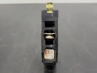 USED SQUARE D QO115