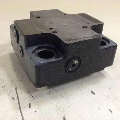 USED VICKERS CVCS25D1S210S19