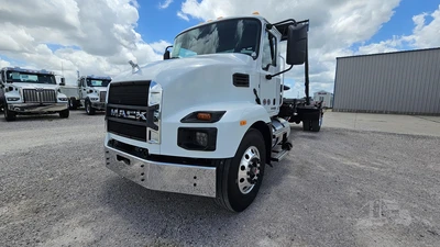 New | in-Stock 2027 MACK MD6 Rolloff Trucks Texas US | Roll Off Truck World #1491880