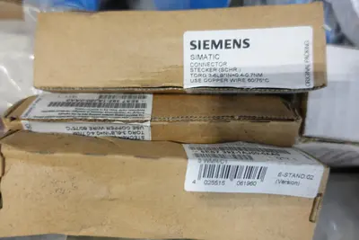 4 PALLETS OF ASSORTED ELECTRICAL PLUGS, FITTINGS, CONNECTORS, AND TERMINAL BLOCKS