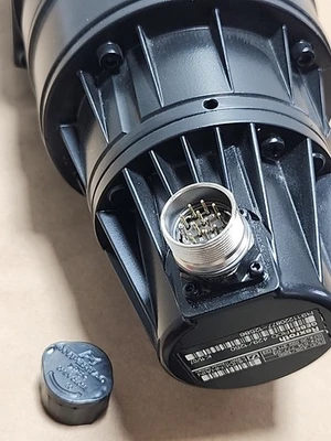 NEW Rexroth MAC090-0B136