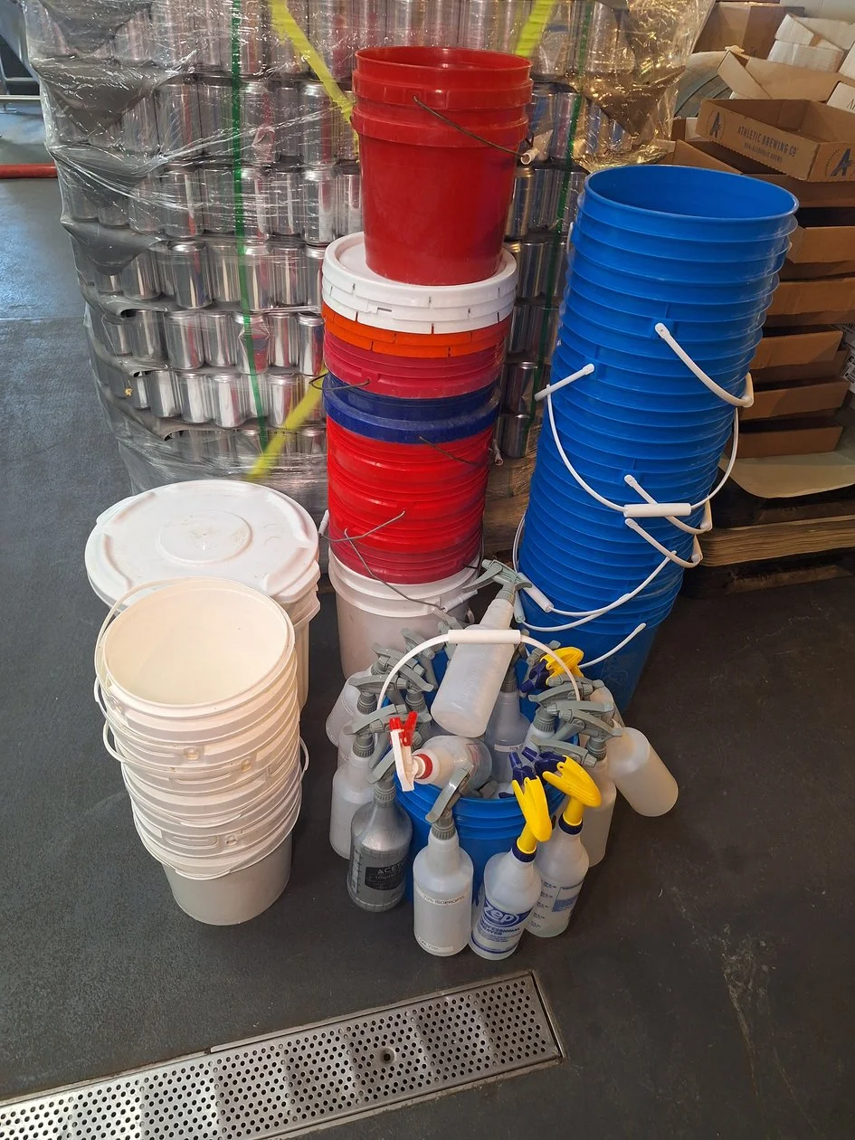 Used _UNKNOWN_ _UNKNOWN_ Restaurant Storage Containers Georgia US | Auction Management Corporation #1548490