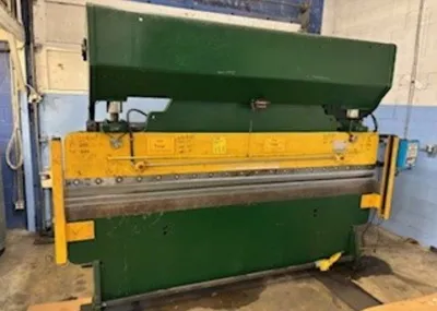 CHICAGO 810C Brake Press | ListingHippo (1)