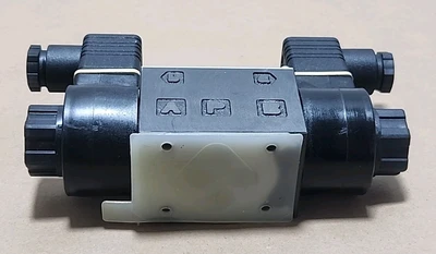 USED Nachi SLD-G01-C5-C1-11