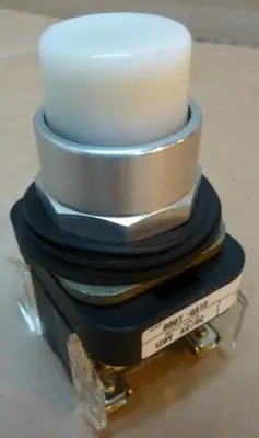 USED ALLEN BRADLEY 800T-QA10 WHITE
