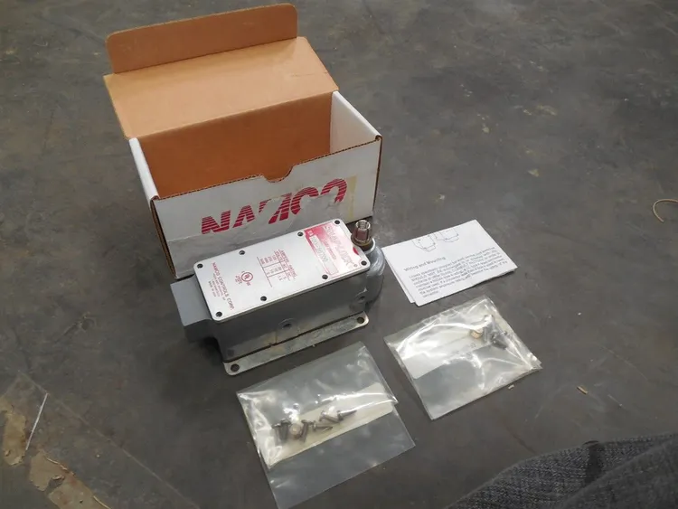 Used NAMCO _UNKNOWN_ Relays & Switches | Green Industrial #671126