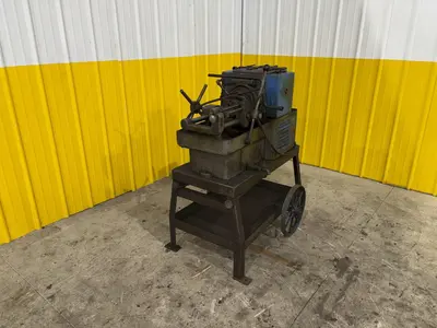OSTER MODEL #TOM THUMB ROTARY DIE PIPE THREADER: STOCK #22856
