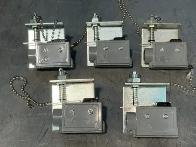 Used LINCOLN ELECTRIC 833094 Relays & Switches Ohio US | HGR 24 #1488518