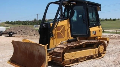 USED 2022 Caterpillar D3