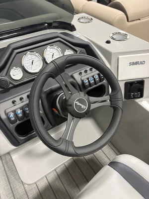 New | in-Stock 2026 BENTLEY PONTOONS 223 NAVIGATOR Boats (Misc) Virginia US | Affordable Outdoors #1638046