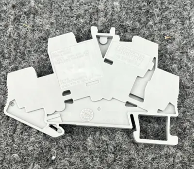 Used Phoenix Contact ["STTBS 2,5", "STTBS 2.5"] Terminal Blocks California US | Davliegogo LLC #1707613