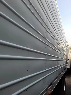 USED 2005 UTILITY 50 FOOT