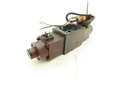 Mannesmann Rexroth 4WRA10E40-12/24N9K4/M Hydraulic Solenoid Valve 24VDC