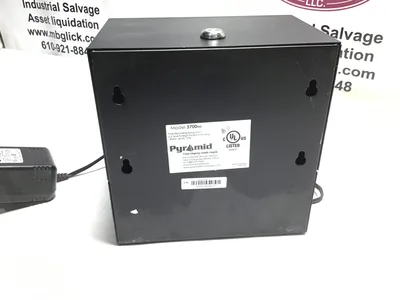 Pyramid 3700 Time Recording Equipment Heavy-Duty Time Clock 18VAC 60Hz 19W