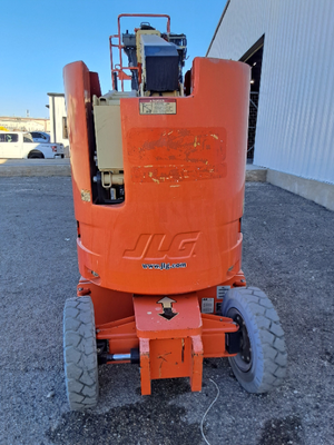USED 2016 JLG E300AJP