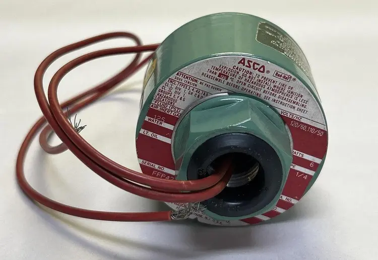 New | in-Stock ASCO 832426 Solenoid Valves Ohio US | Surplus Asset Holdings #1238174