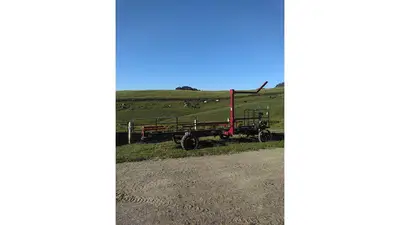 Used TRAIL FARM 4 BALES Bale Wagons Ohio US | Trustworthy Equipment #1403581